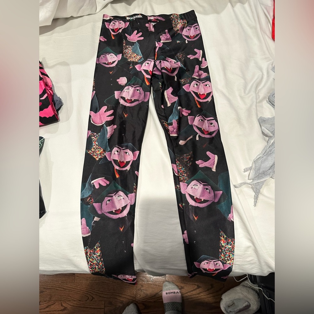 Blackmilk leggings the count Sesame Street